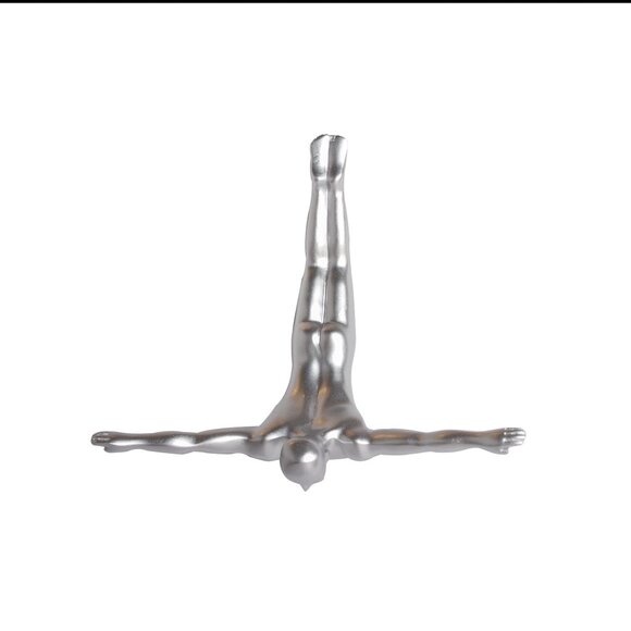 Wall Diver Home Decor Classic Wall-Art Sculpture | 1-Piece | Silver - Picture 1 of 5